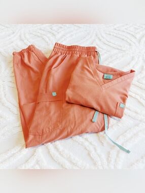 Garde Malade scrub set